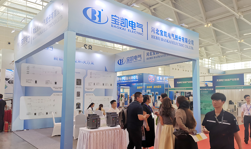 暴击行业天花板！jinnian金年会硬核技术亮相天津清洁能源展，引央视记者及能源产业巨头现场“挖宝”